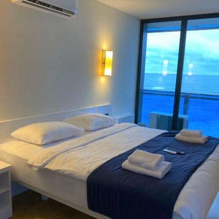 Orbi City - Seaside Apartments Batumi Esterno foto