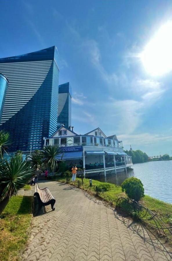 Orbi City - Seaside Apartments Batumi Esterno foto