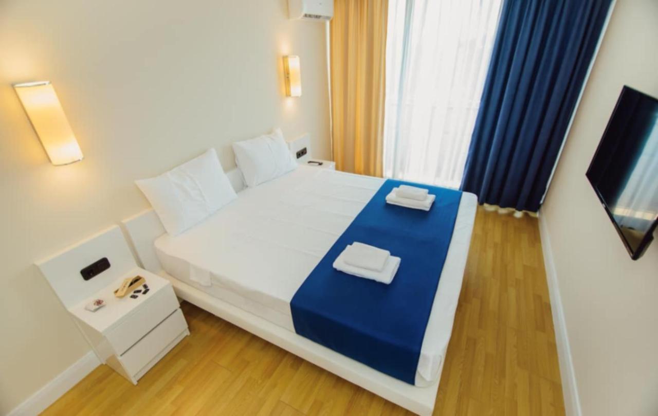 Orbi City - Seaside Apartments Batumi Esterno foto